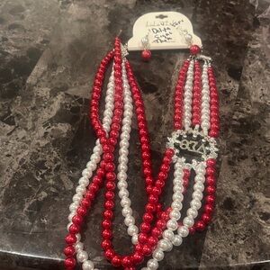 Elegant Red and White Pearl Necklace Set